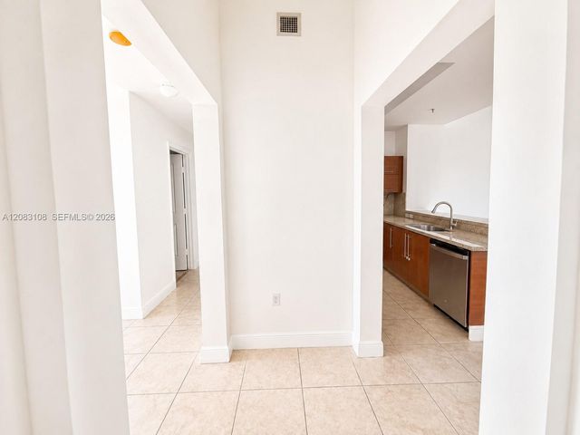 2681 N Flamingo Road 2705S, Sunrise, FL 33323