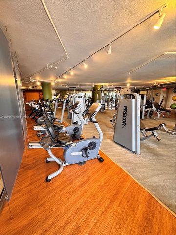 2681 N Flamingo Road 2705S, Sunrise, FL 33323
