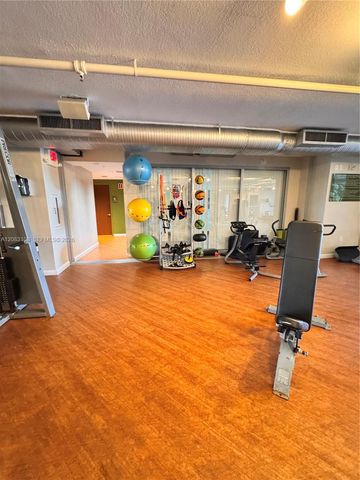 2681 N Flamingo Road 2705S, Sunrise, FL 33323