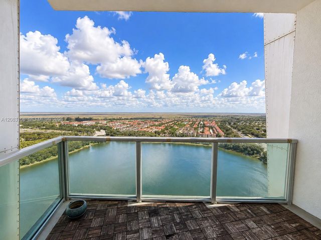 2681 N Flamingo Road 2705S, Sunrise, FL 33323