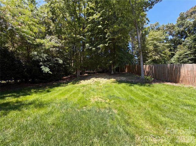 5309 Lancelot Drive, Charlotte, NC 28270