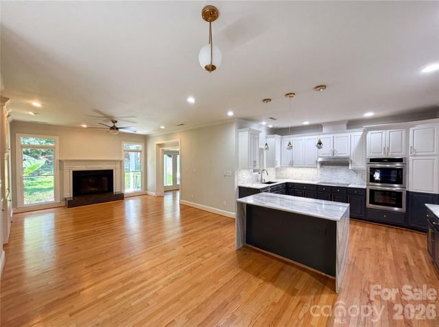5309 Lancelot Drive, Charlotte, NC 28270