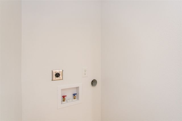 1317 California Trail, Grand Prairie, TX 75052