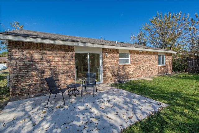 1317 California Trail, Grand Prairie, TX 75052