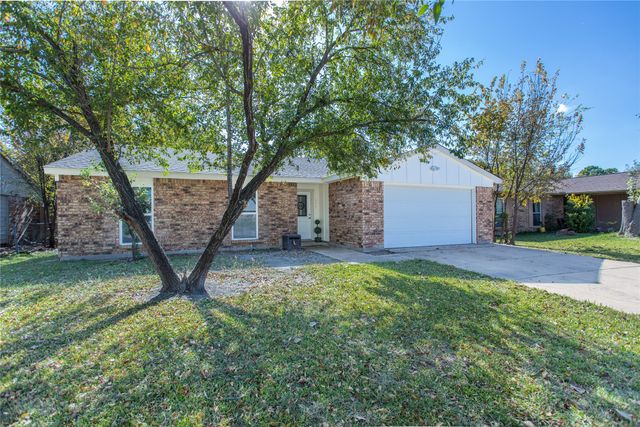 1317 California Trail, Grand Prairie, TX 75052