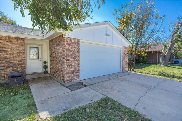 1317 California Trail, Grand Prairie, TX 75052