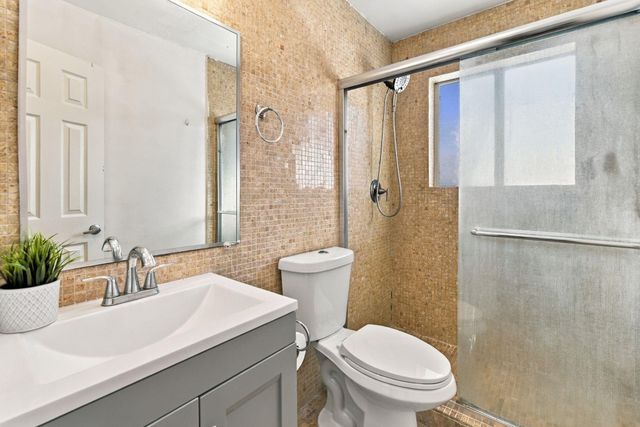 5863 Inwood Drive 4, Houston, TX 77057