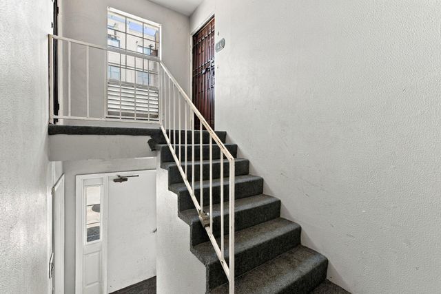 5863 Inwood Drive 4, Houston, TX 77057