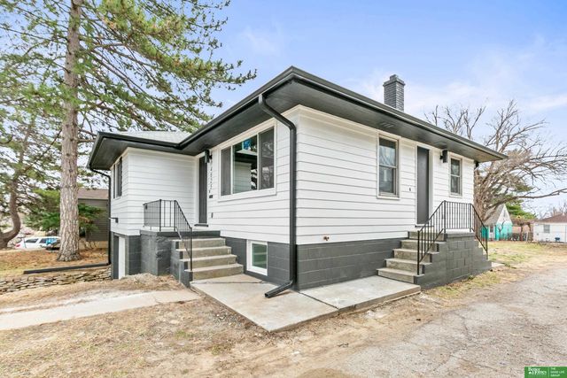 4625 Camden Avenue, Omaha, NE 68104