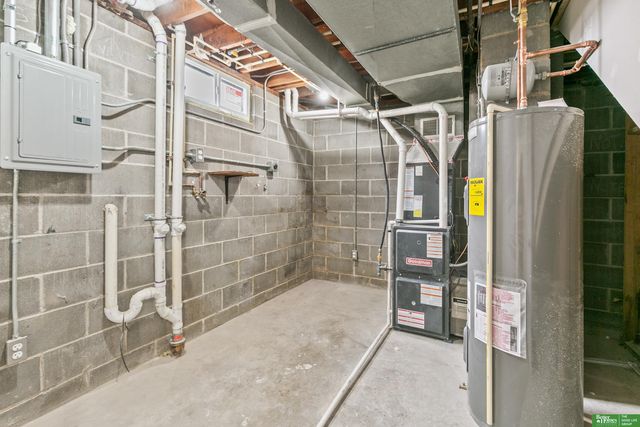 4625 Camden Avenue, Omaha, NE 68104