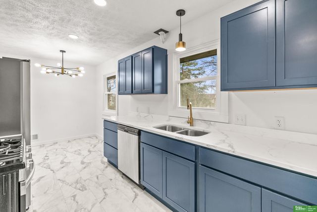 4625 Camden Avenue, Omaha, NE 68104