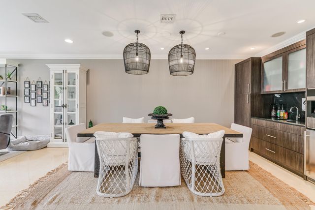 170 Isle Of Venice Drive, Fort Lauderdale, FL 33301