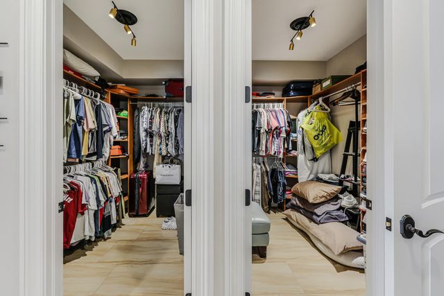 170 Isle Of Venice Drive, Fort Lauderdale, FL 33301