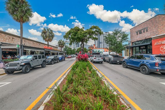 170 Isle Of Venice Drive, Fort Lauderdale, FL 33301