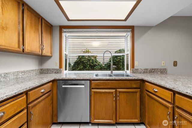 26621 Bristol Court, Kent, WA 98032