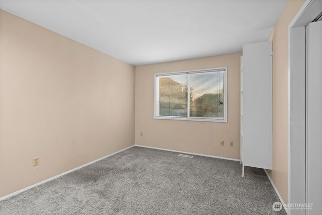 26621 Bristol Court, Kent, WA 98032