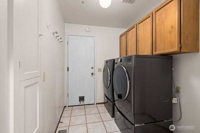 26621 Bristol Court, Kent, WA 98032