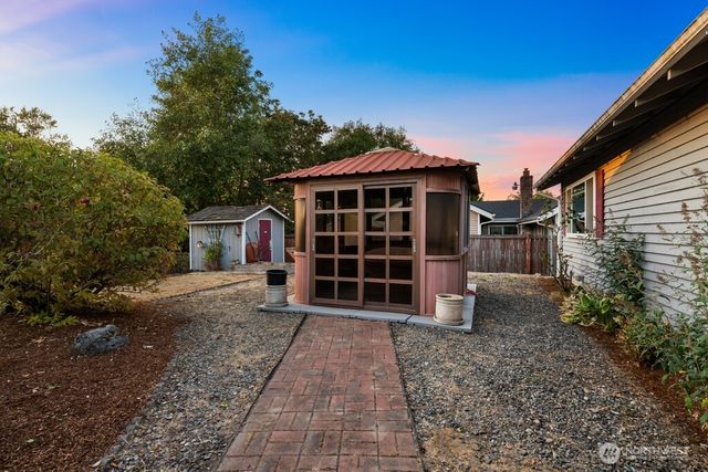 26621 Bristol Court, Kent, WA 98032