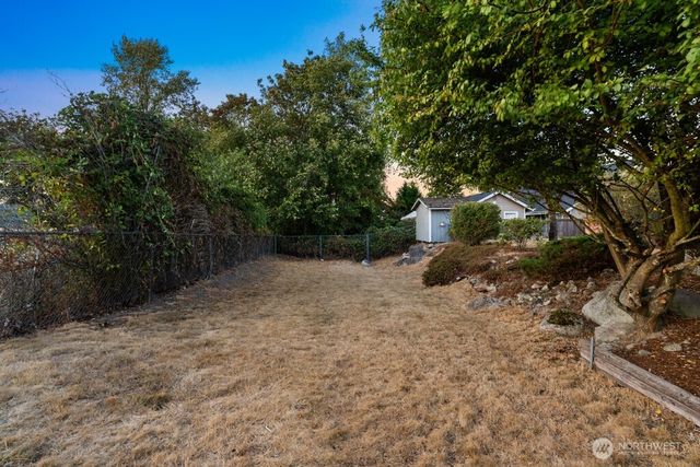 26621 Bristol Court, Kent, WA 98032