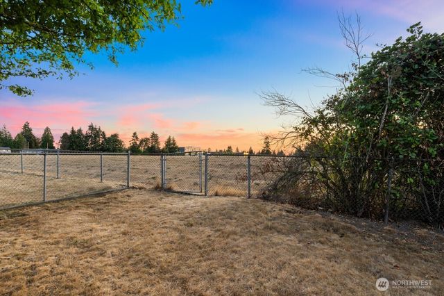 26621 Bristol Court, Kent, WA 98032