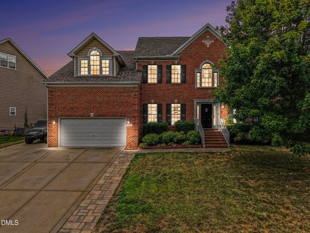 204 Quarryrock Road, Holly Springs, NC 27540