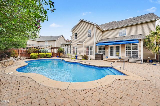 204 Quarryrock Road, Holly Springs, NC 27540