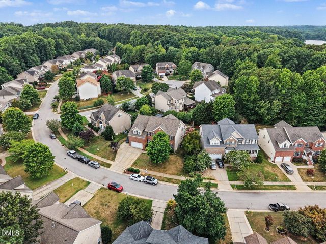 204 Quarryrock Road, Holly Springs, NC 27540