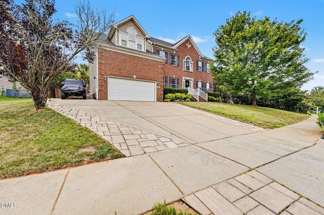 204 Quarryrock Road, Holly Springs, NC 27540