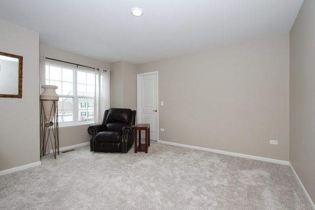 3617 Emerald Road, Elgin, IL 60124