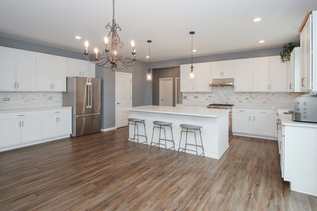 3617 Emerald Road, Elgin, IL 60124