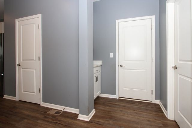 3617 Emerald Road, Elgin, IL 60124