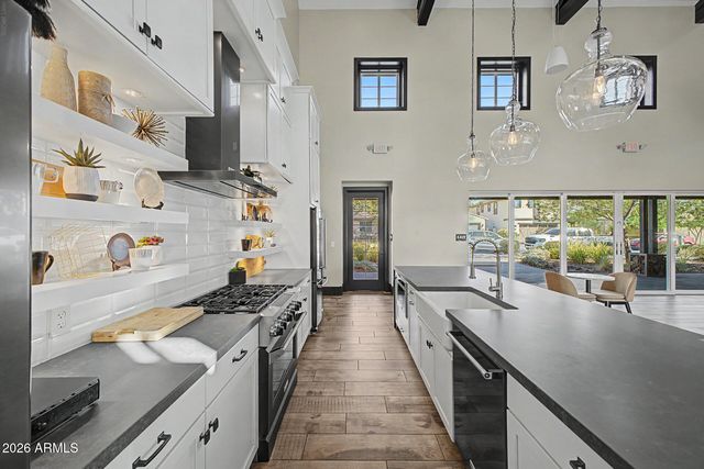 14552 W VOLTAIRE Street, Surprise, AZ 85379