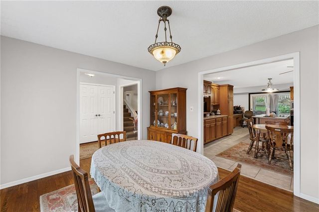 5204 Stearns Street, Shawnee, KS 66203