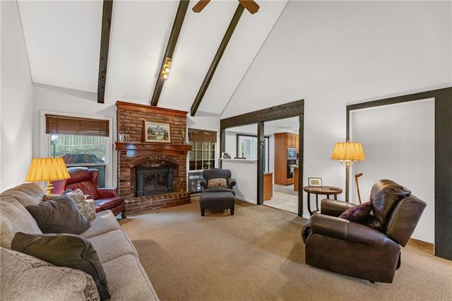 5204 Stearns Street, Shawnee, KS 66203
