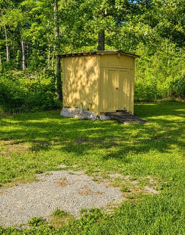 138 Shiloh Rd, Beechgrove, TN 37018