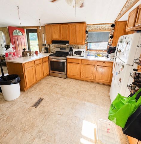 138 Shiloh Rd, Beechgrove, TN 37018