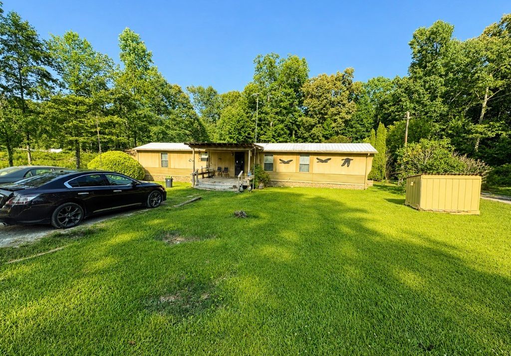 138 Shiloh Rd, Beechgrove, TN 37018