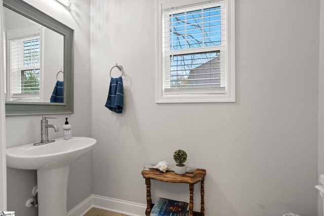 117 N River Hills Drive, Spartanburg, SC 29303