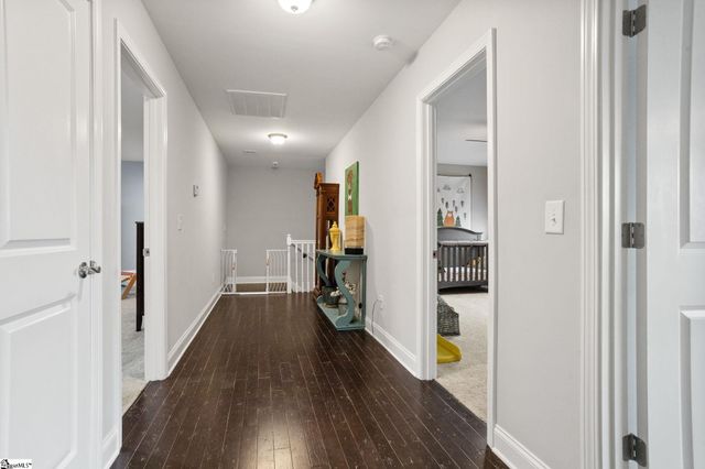 117 N River Hills Drive, Spartanburg, SC 29303