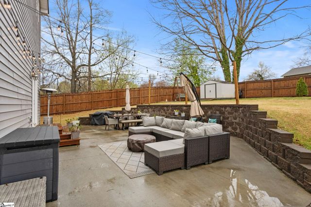 117 N River Hills Drive, Spartanburg, SC 29303