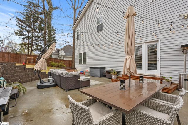 117 N River Hills Drive, Spartanburg, SC 29303