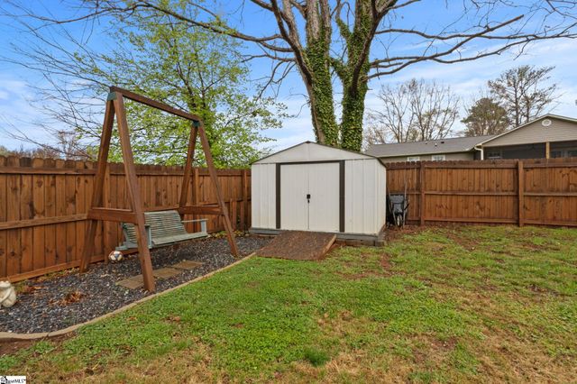 117 N River Hills Drive, Spartanburg, SC 29303