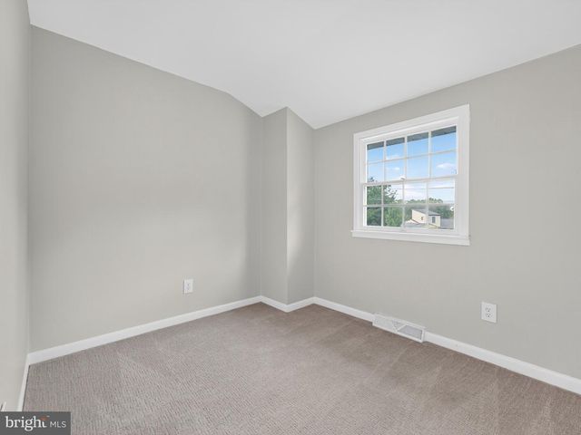 420 CARVER AVE, Lawnside, NJ 08045