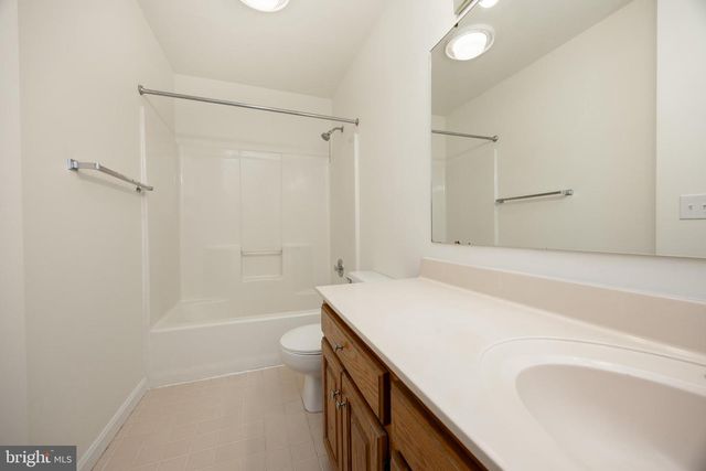 1242 PINE RIDGE DR, Perkiomenville, PA 18074