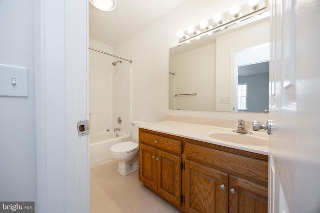 1242 PINE RIDGE DR, Perkiomenville, PA 18074