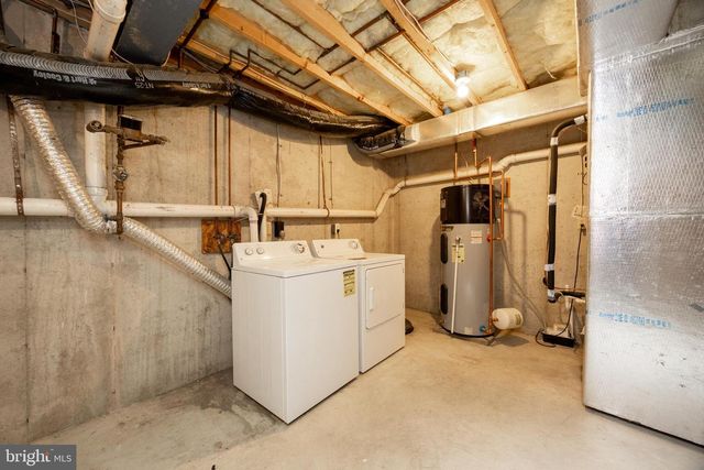 1242 PINE RIDGE DR, Perkiomenville, PA 18074