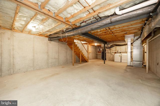 1242 PINE RIDGE DR, Perkiomenville, PA 18074