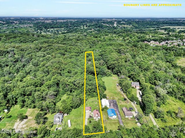 404 Gilliland Rd, Louisville, KY 40245