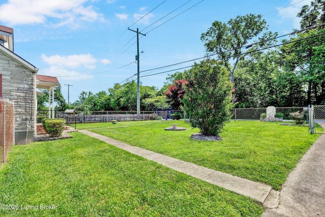 404 Gilliland Rd, Louisville, KY 40245