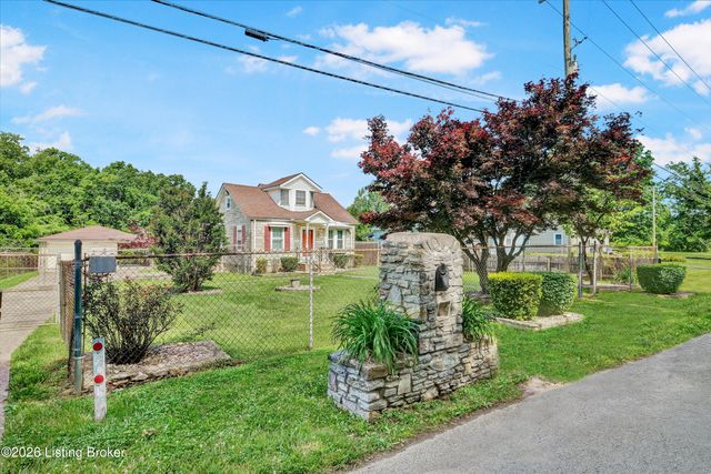 404 Gilliland Rd, Louisville, KY 40245